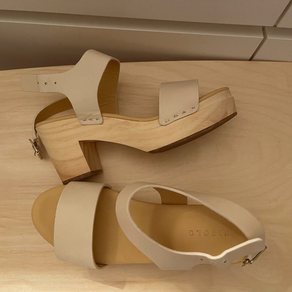 Nisolo Clog Sandal-Bone (size 7/38)